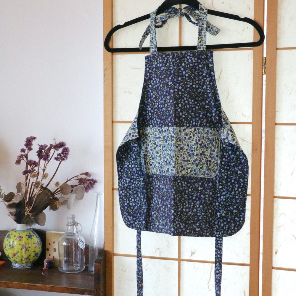Vintage Handmade Kitsch Blueberry Apron